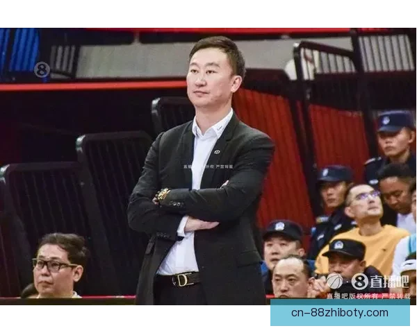 刘维伟回应新外援进展情况欠佳